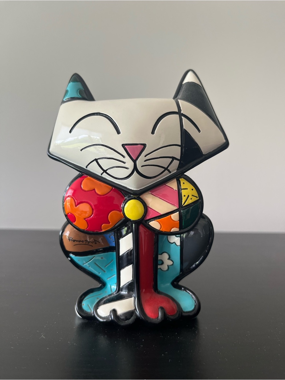Bow Tie Cat Sculpture - Britto Collectible Figurine